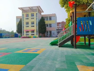 金蘋果幼兒園母親節(jié)活動