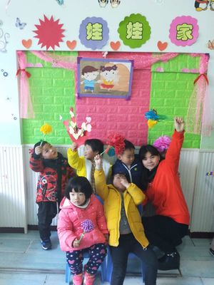 金蘋果幼兒園小二班可愛的寶貝們棒棒噠