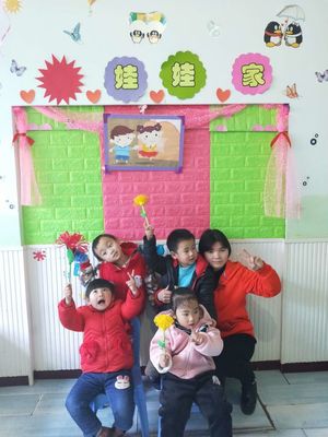 金蘋果幼兒園小二班可愛的寶貝們棒棒噠