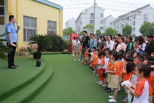 消防安全，你我同行——金蘋果鴻福藝術幼兒園小班消防疏散演練活動紀實