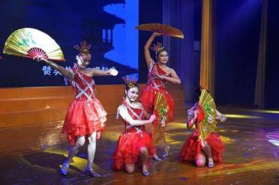 亮我才藝 秀我風采——記海陵區幼兒教師才藝大賽在金蘋果幼兒園圓滿舉辦